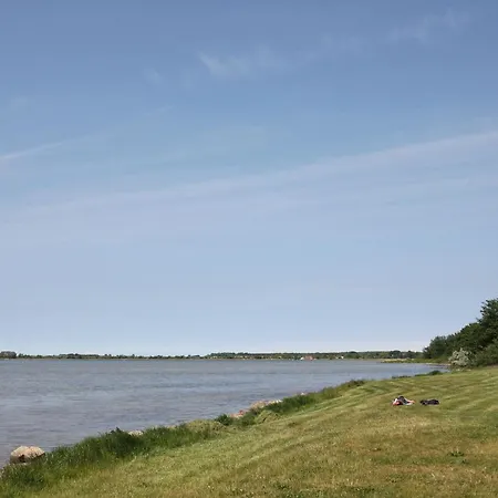 Hafenhaeuser Wiek Ferienwohnung 14 Wiek auf Rügen